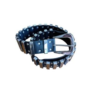 Distressed metal bar belt - size medium